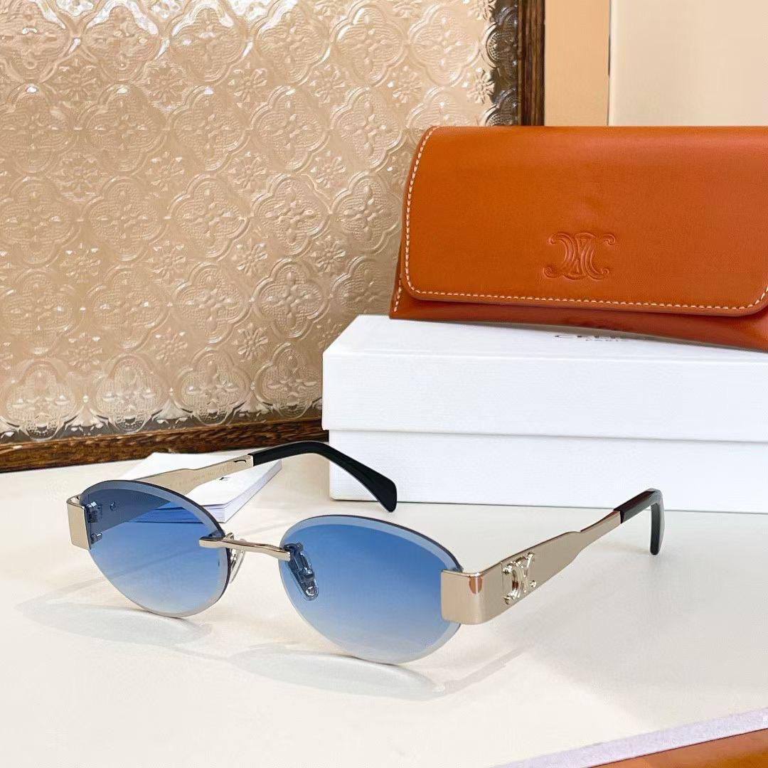 *NEW COLLECTION*

*SUNGLASSES WOMEN*

*MASTER QUALITY*

250 dhs💚

Zain202
♥️♥️♥️
