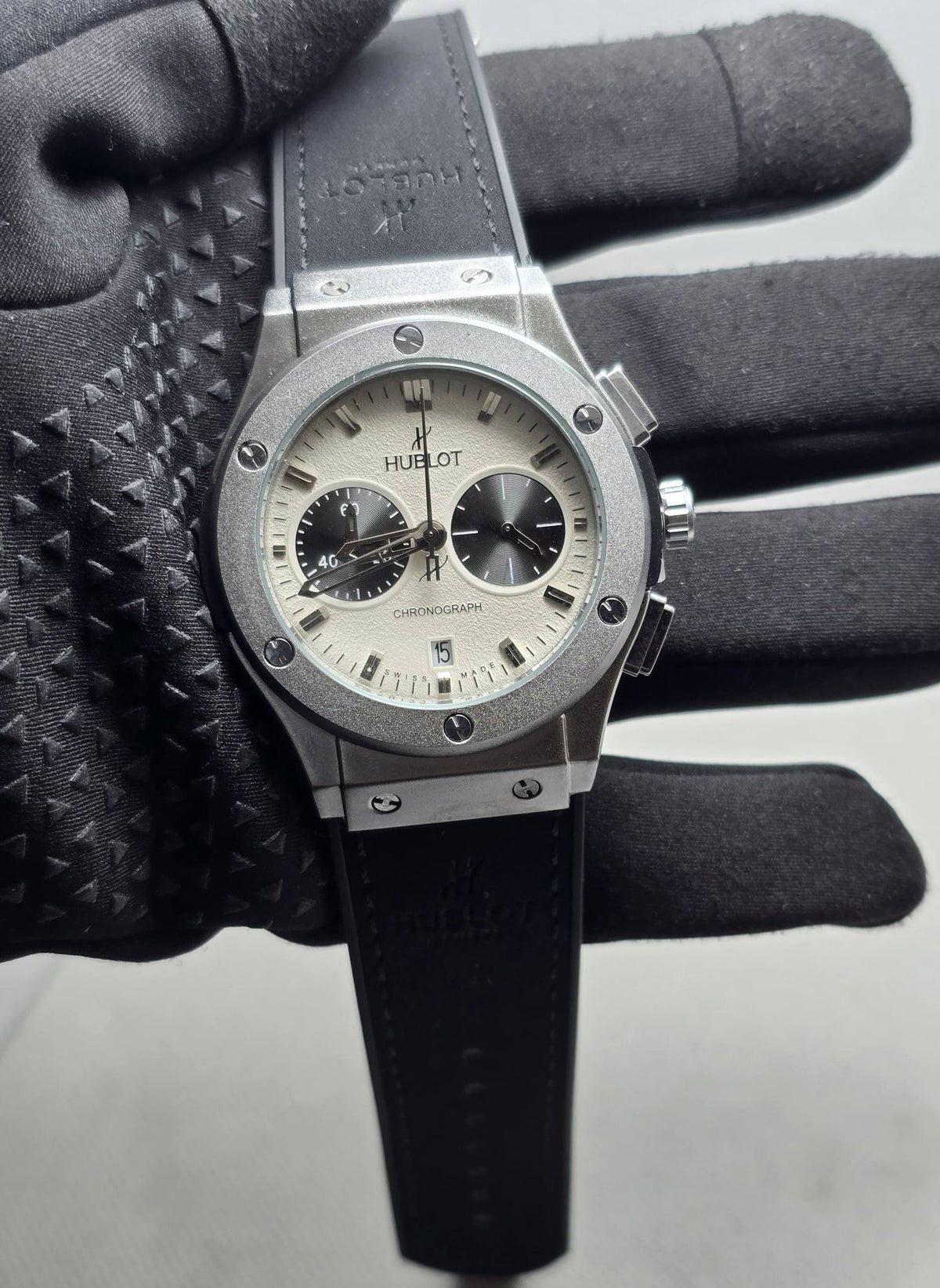 Hublot 

Stopwatch 
90 dhs🇦🇪🇦🇪🇦🇪

Zain29
♥️♥️♥️