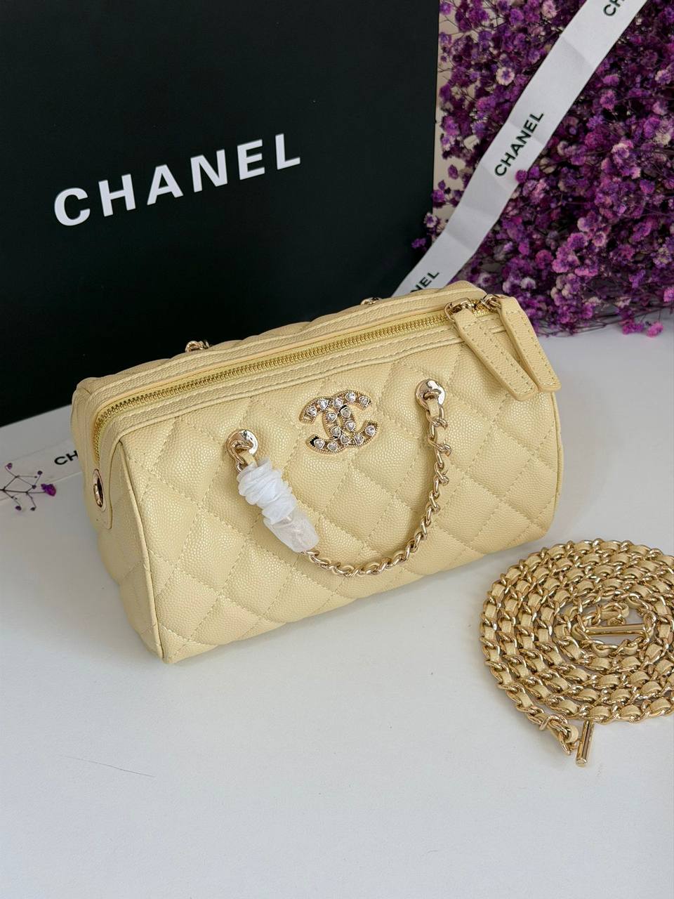 Chanel
Master
250 dhs✅

Zain134
♥️♥️♥️
