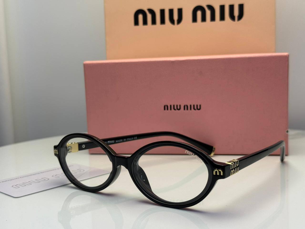 Miu Miu - Fendi - LV
65 dhs✅

Zain182
♥️♥️♥️