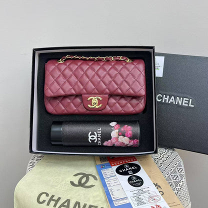 Chanel Set

with box
🎁🎁🎁

115 dhs✅

Zain232
♥️♥️♥️