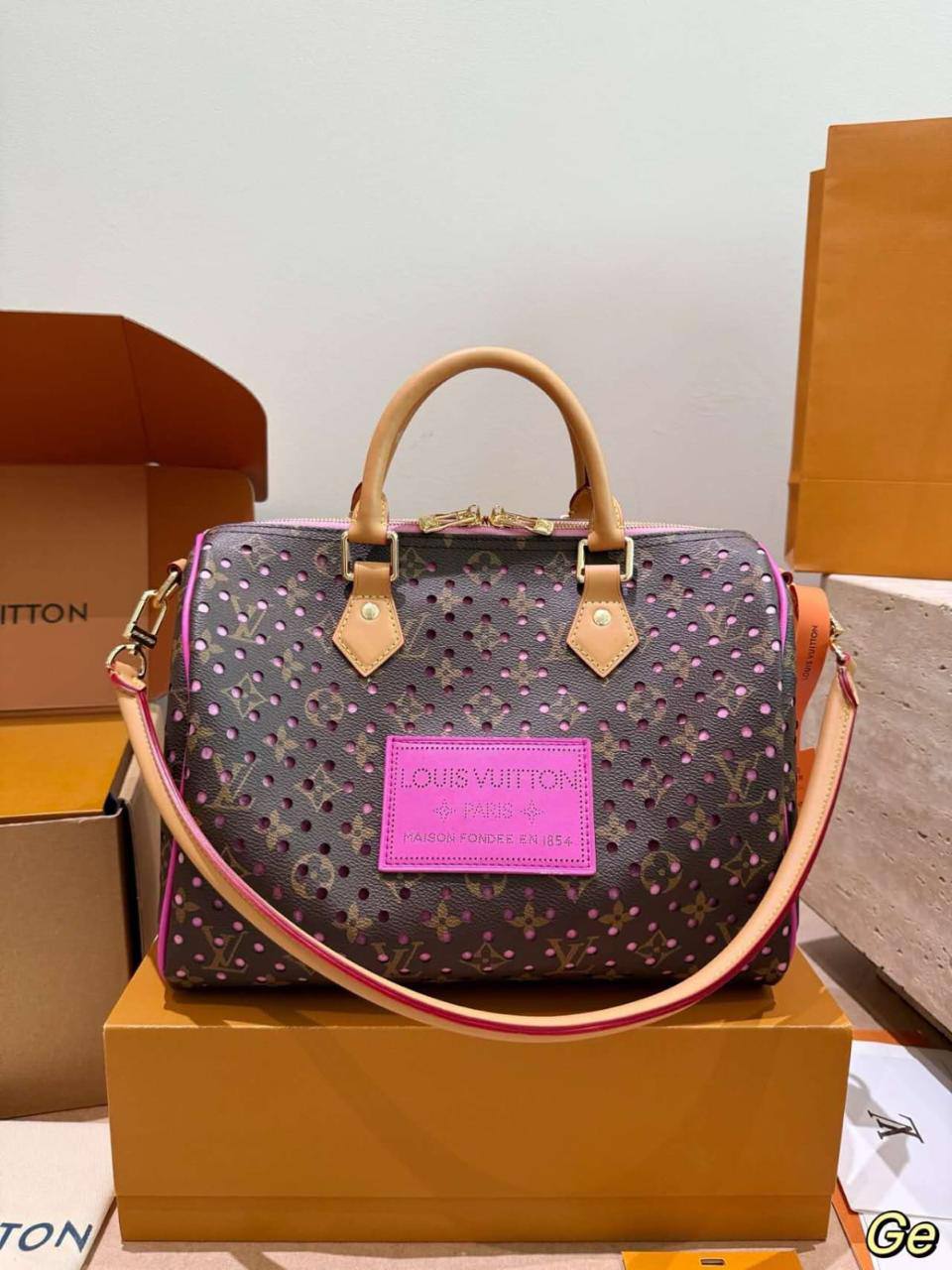 LV - Chanel
For Price 👇 WhatsApp✅
0568585901 
0507557372
0552275751 Owner Zain 👌

Zain10
♥️♥️♥️