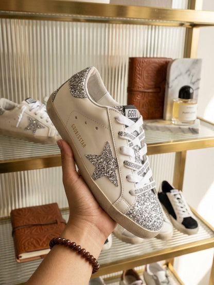 NEW CAME 

GOLDEN GOOSE/DB 
SNEAKERS

GOOD QUALITY 

SIZE-36 TO 41 
150 dhs🇦🇪🇦🇪

Zain40
♥️♥️♥️