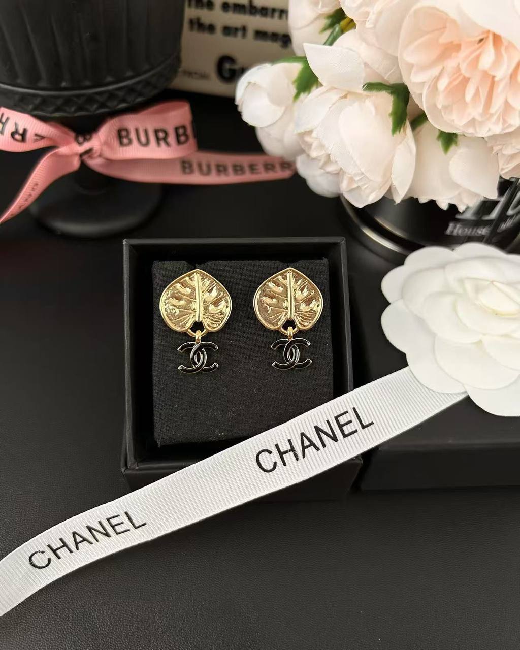 Earring
65 dhs🪙💕

Zain89
♥️♥️♥️