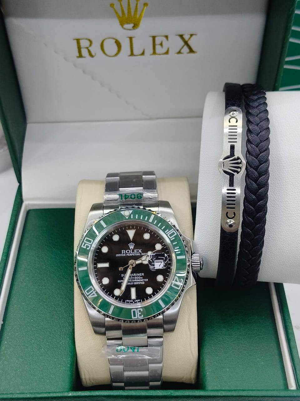Rolex Zst
240 dhs✅
automatic

Zain25
♥️♥️♥️