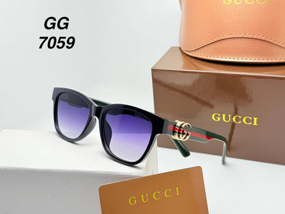 Sunglasses
70 dhs❣️

Zain126
♥️♥️♥️