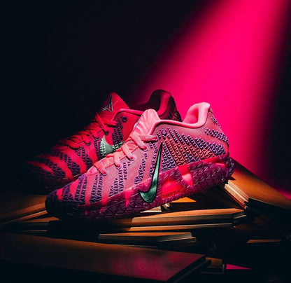 Nike Ja 3 Max Volume ，
Size 40-46 ，
250 dhs💓

Zain241
♥️♥️♥️