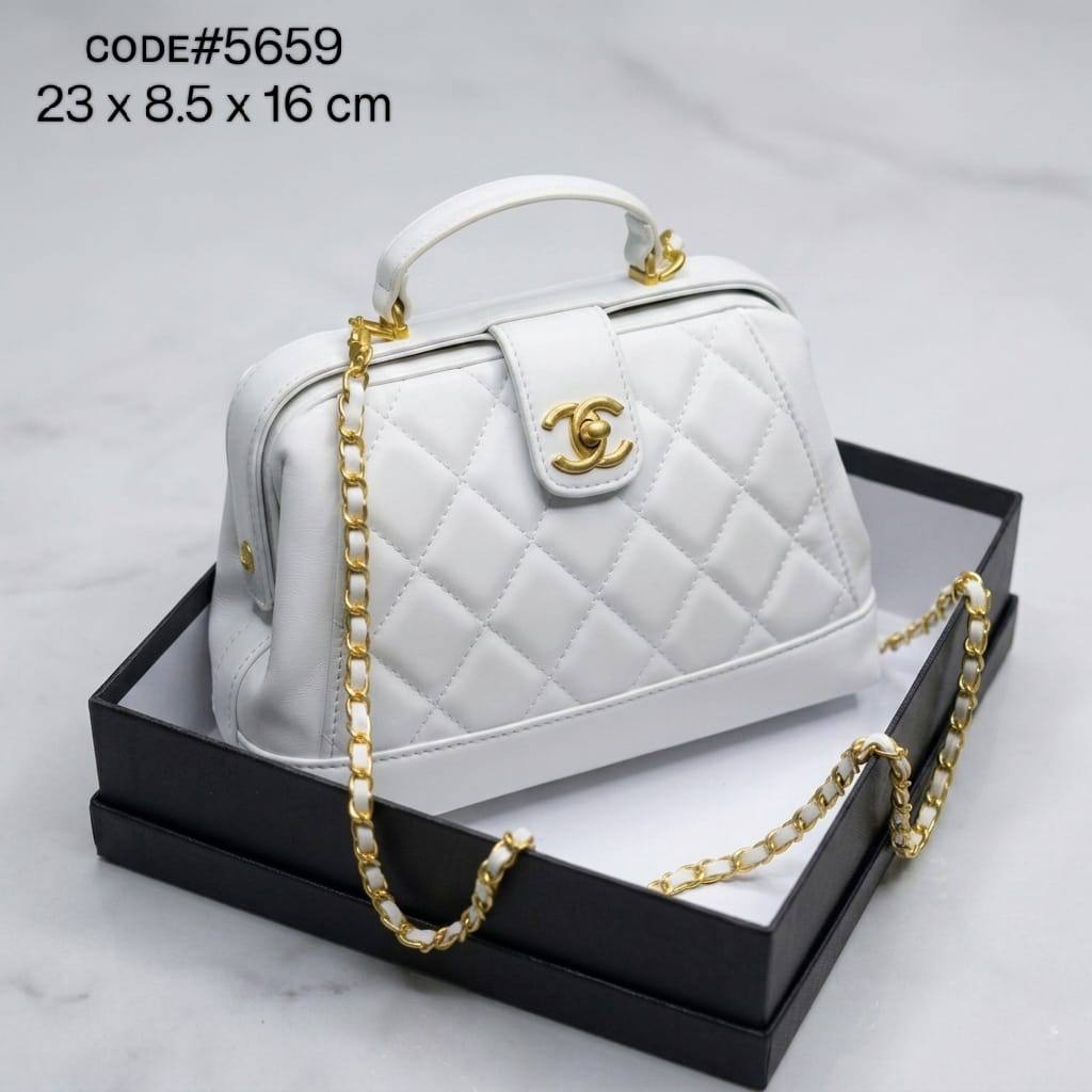 CHANEL ᴛᴏᴘ ʜᴀɴᴅʟᴇ
ᴄʟᴜᴛᴄʜ sᴀᴛᴄʜᴇʟ ʙᴀɢ
ᴡɪᴛʜ ʟᴏɴɢ ᴄʜᴀɪɴ ʙᴇʟᴛ
ɢᴏʟᴅ ʜᴀʀᴅᴡᴀʀᴇ
sɪᴢᴇ : 23 cm
ᴡɪᴛʜ BOX
🎁🎁🎁

85 dhs✅

Zain31
♥️♥️♥️