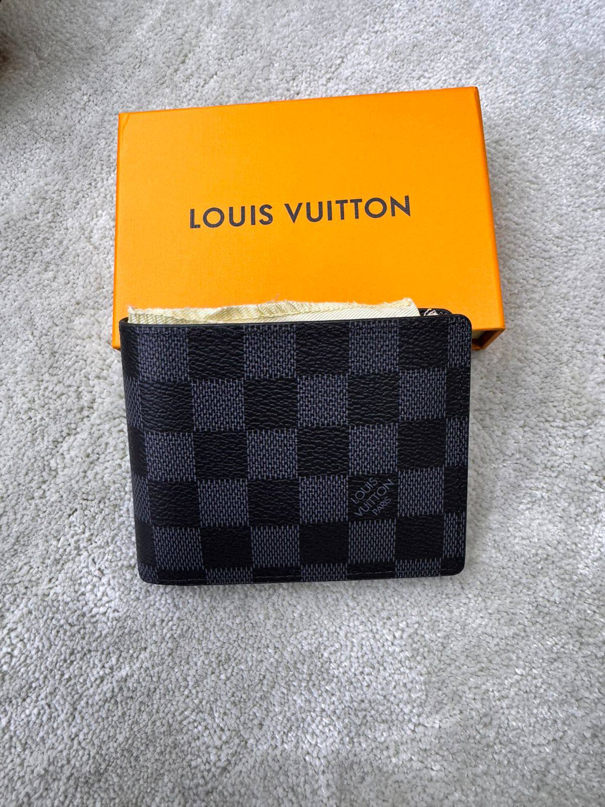 LV 
Wallets
Master
For Price 👇 WTSP Text Zain 0568585901

Zain111
♥️♥️♥️