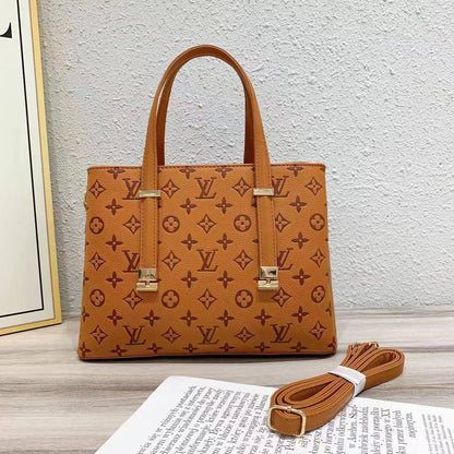 LV
Good Quality 
95 dhs🇦🇪

Zain250
♥️♥️♥️