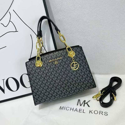 Mixed bags
Caach 
MK

90 dhs🇦🇪🇦🇪
  high quality

Zain26
♥️♥️♥️