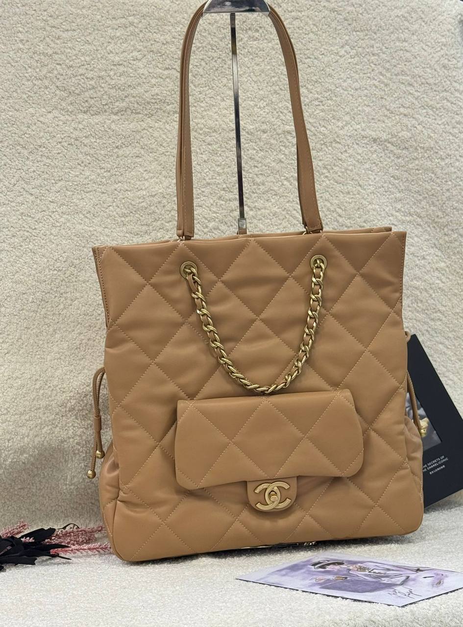 Chanel 
Master🌺🌺
      34Cm Nice
240 dhs💓

Zain131
♥️♥️♥️