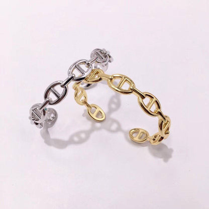 HERMES BRACELET
✨💫

90 dhs🇦🇪🇦🇪🇦🇪

 WITH BOX AND PAPER BAG🛍️🎁

Zain89
♥️♥️♥️