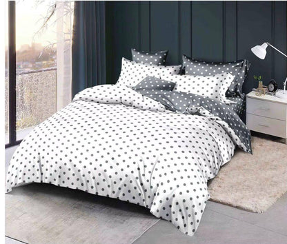 New collection 🌹🌹🌹
Give you best life 💥💥💥
Comfort set 
King size comfort 6pcs set 
1 comfort 
1 bedsheets 
4 pillowcases 
6pcs set
115 dhs🪙💕

Zain99
♥️♥️♥️