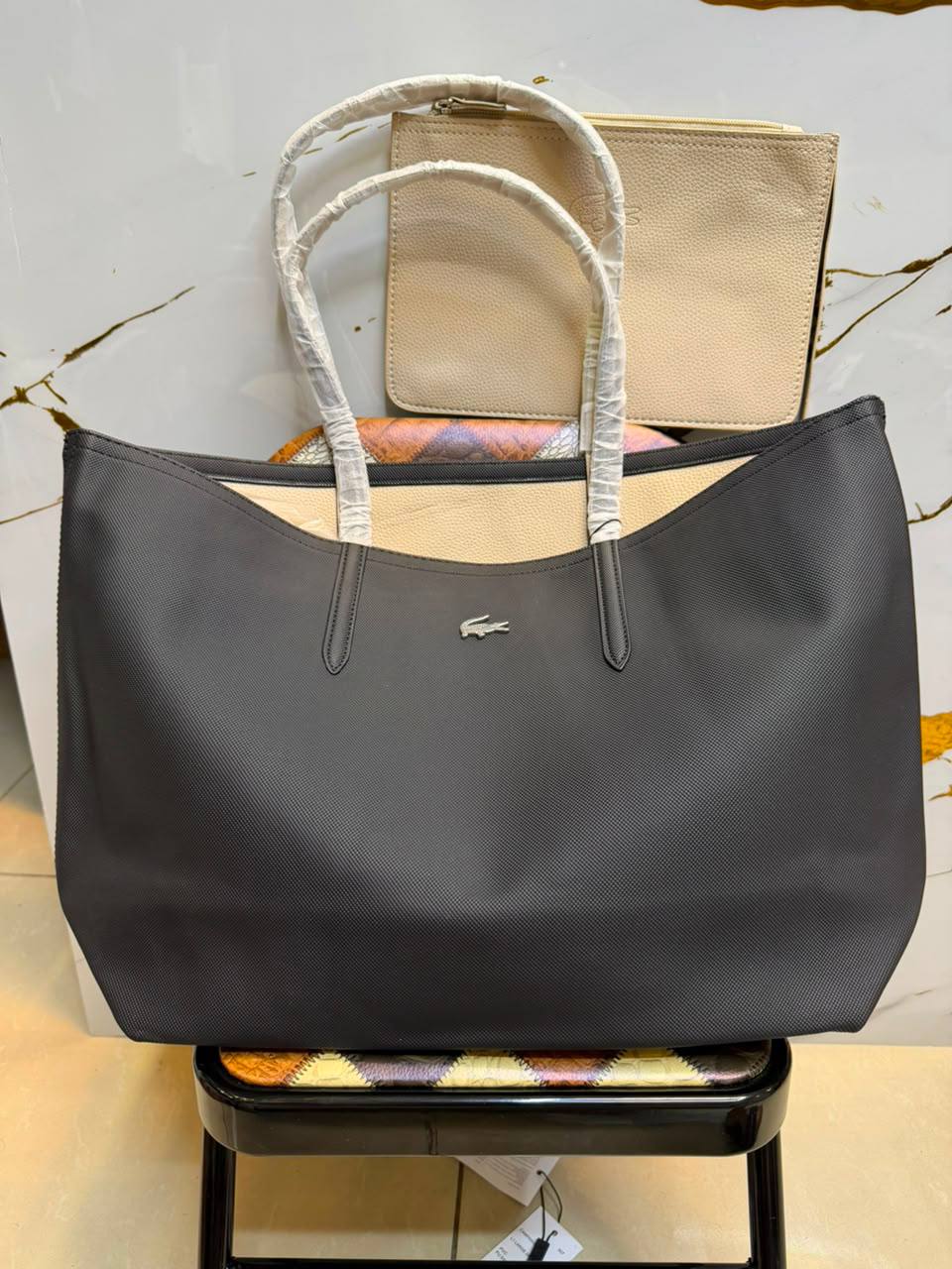Lacoste

80 dhs🇦🇪🇦🇪

Zain07
♥️♥️♥️
