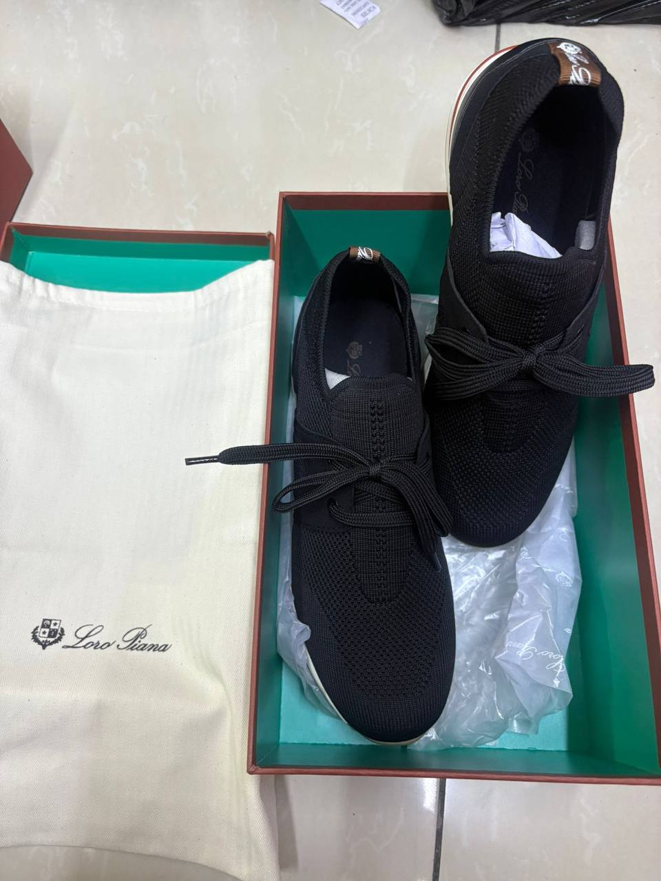 Loro Piana
Size 36-41
170 dhs🪙🌨️

Zain145
♥️♥️♥️