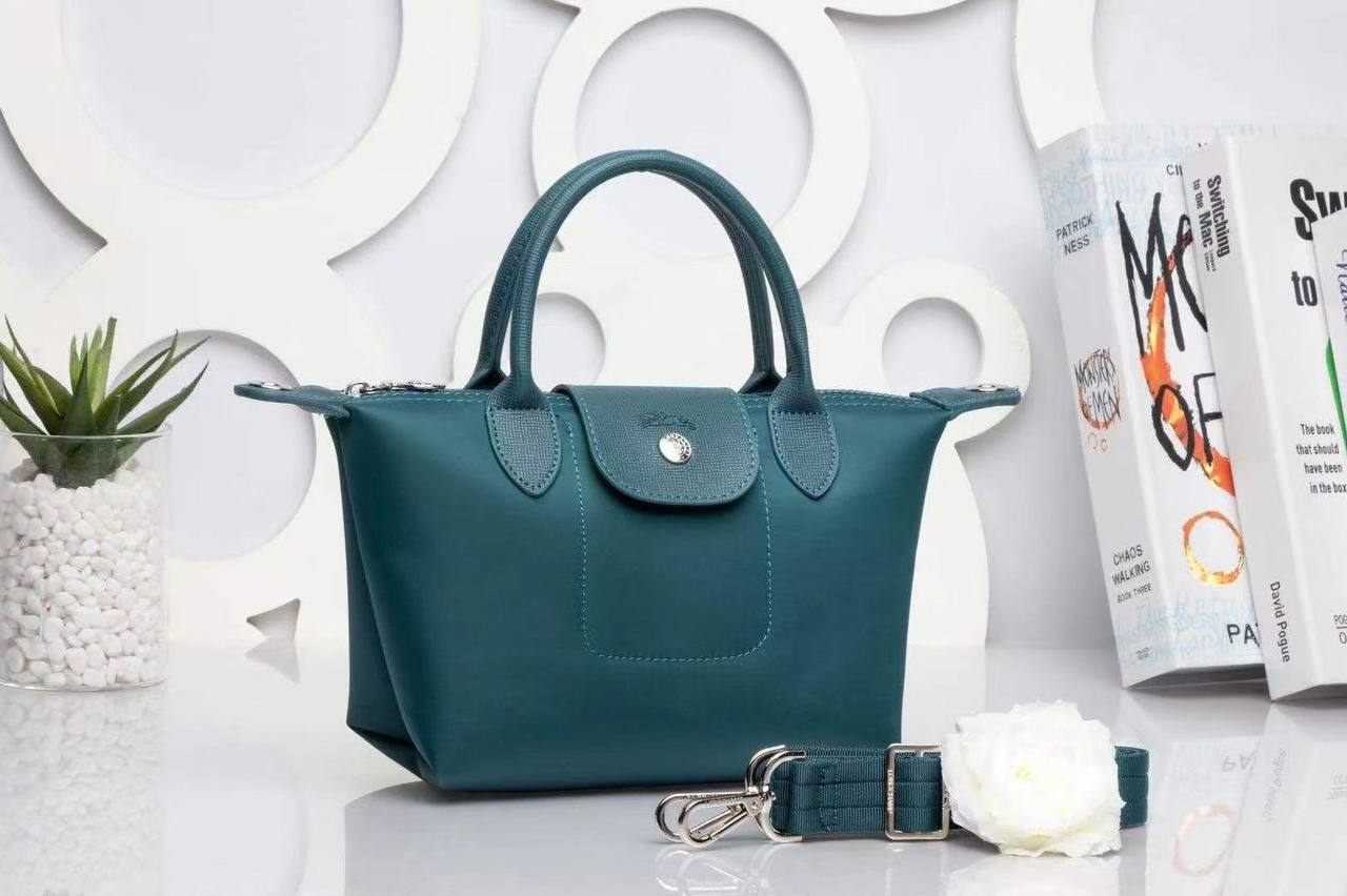 LONG CHAMP 
GOOD QUALITY 
55 dhs💓

Zain40
♥️♥️♥️
