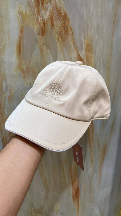 Loro Piana
Cap Master
90 dhs✅

Zain33
♥️♥️♥️