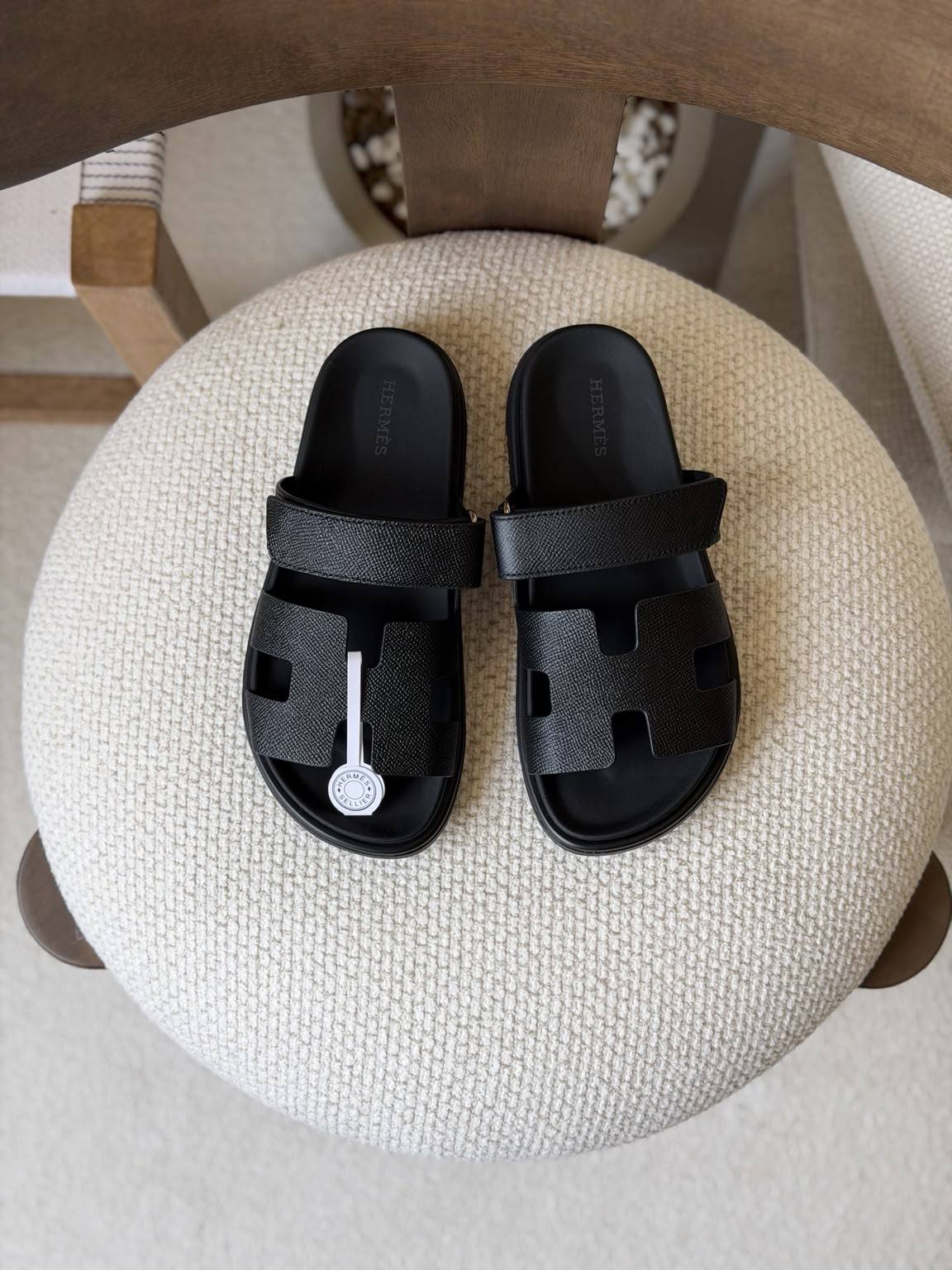 𝑯𝒆𝒓𝒎𝒆𝒔
𝑨𝑨𝑨 𝑸𝑼𝑨𝑳𝑰𝑻𝒀
𝑺𝒊𝒛𝒆 35 𝒕𝒐 42

For Price 👇 WhatsApp✅
0568585901 
0507557372
0552275751 Owner Zain 👌

Zain81
♥️♥️♥️