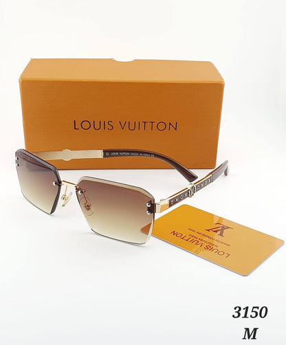LV Sunglasses
65 dhs✅

with box
🎁🎁🎁

Zain182
♥️♥️♥️