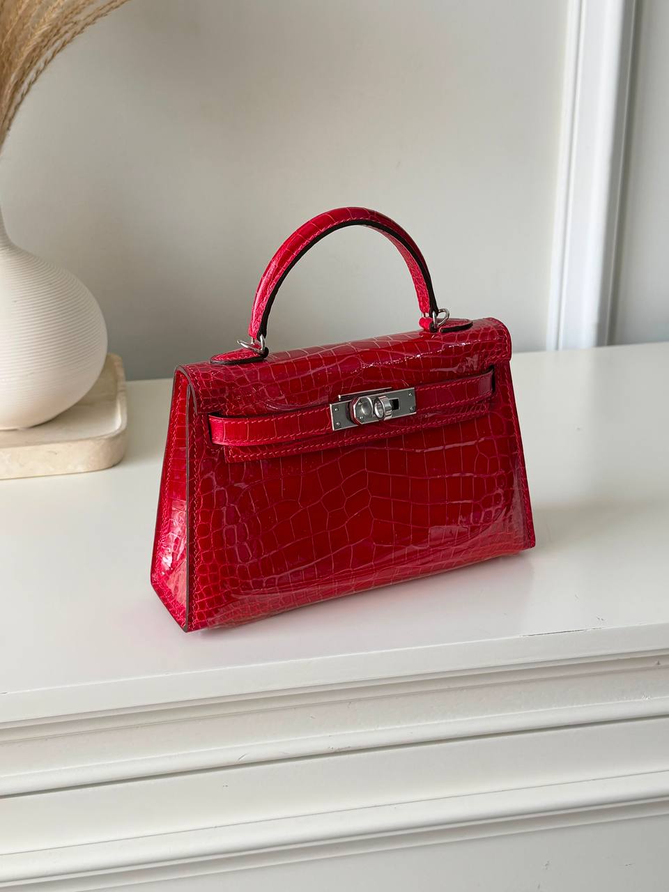 HERMES

SUPER MASTER QUALITY 

Size :19 cm
For Price 👇 WhatsApp✅
0568585901 
0507557372
0552275751 Owner Zain 👌

Zain307
♥️♥️♥️