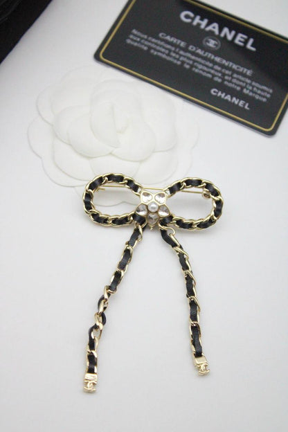 Accessories
75 dhs❤️

Zain122
♥️♥️♥️