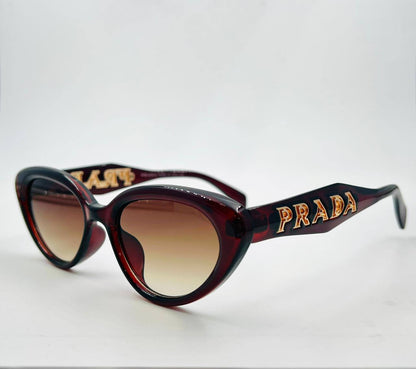 Prada 💥*
Sunglasses 🕶️ 
good quality 💯
With master box 🗃️ 
50 dhs🇦🇪

Zain273
♥️♥️♥️