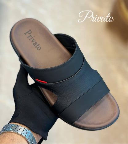 Privato slippers for men soft quality  with box and paper bag size available (40to46) 6to12) 
170 dhs🗽

Zain59
♥️♥️♥️