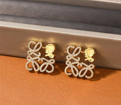 LOEWE
Earing’s
50 dhs🪙🖤

Zain263
♥️♥️♥️