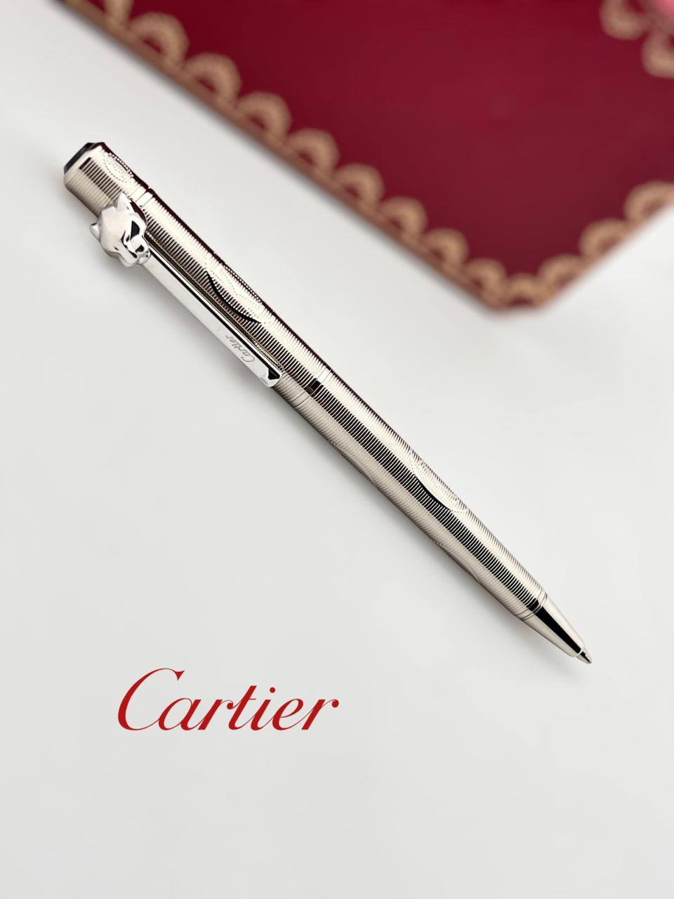 Cartier 
pen master quality 
with box and paper bag 
🎁🎁🎁

95 dhs💓


Zain59
♥️♥️♥️