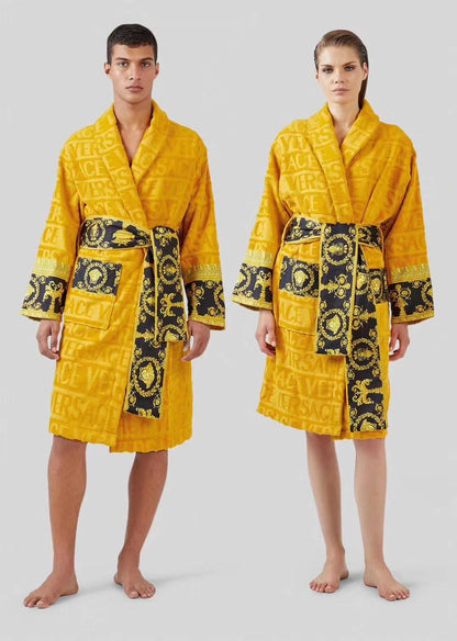 *New collections*                                                
VERSACE BATHROBE
*Super Master quality*
*Sizes:FREE SIZE*

750 dhs🇦🇪🇦🇪

Zain308
♥️♥️♥️