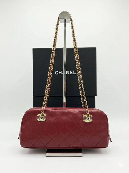 Chanel Bowling Bag,
ɢᴏʟᴅʜᴀʀᴅᴡᴀʀᴇ shoulder ʙᴀɢ
ᴡɪᴛʜout ʙᴏx
ʟᴇᴀᴛʜᴇʀ

sɪᴢᴇ:30ᴄᴍ
115 dhs🇦🇪🇦🇪

Zain56
♥️♥️♥️