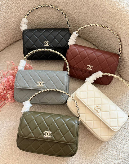 Chanel
Master
270 dhs✅

Zain134
♥️♥️♥️