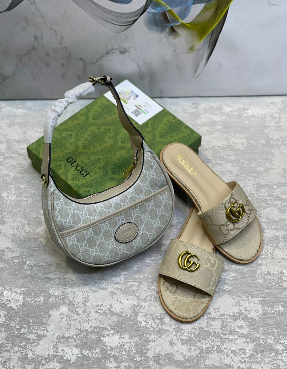 Gucci Set
Size 36-41
170 dhs✅

Zain175
♥️♥️♥️