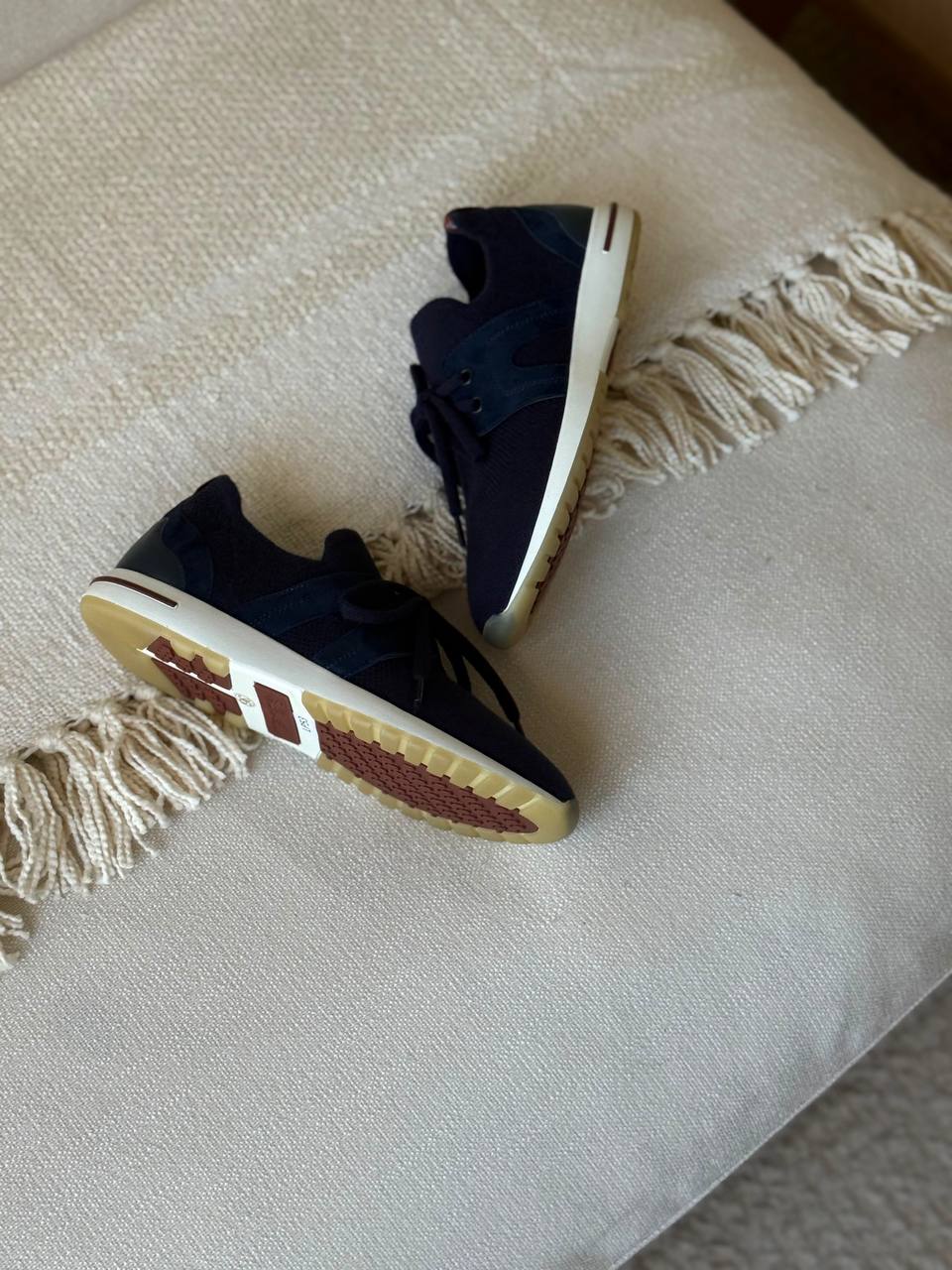 Loro Piana
Super Master
Size 36 to 41
450 dhs💛

Zain288
♥️♥️♥️