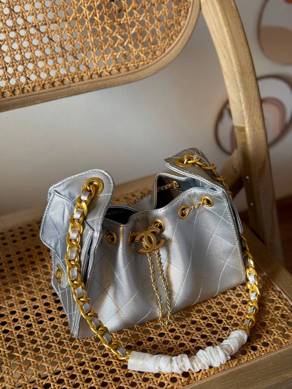 Available again✨✨✨

CHANEL 

22_25cm
360_380😍

*MASTER QUALITY*

With box🎁

Zain167
♥️♥️♥️
