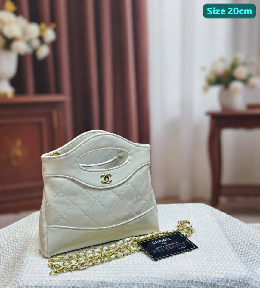 Chanel
Best quality
With box’s
🎁🎁🎁

95 dhs🪙🌨️
size 20cm

Zain158
♥️♥️♥️