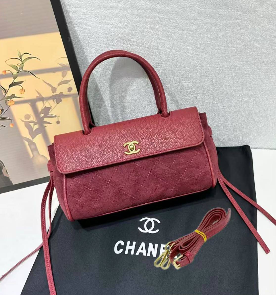CHANEL 

NEW CAME 

HIGH QUALITY
125 dhs🇦🇪🇦🇪

Zain39
Zain295
♥️♥️♥️