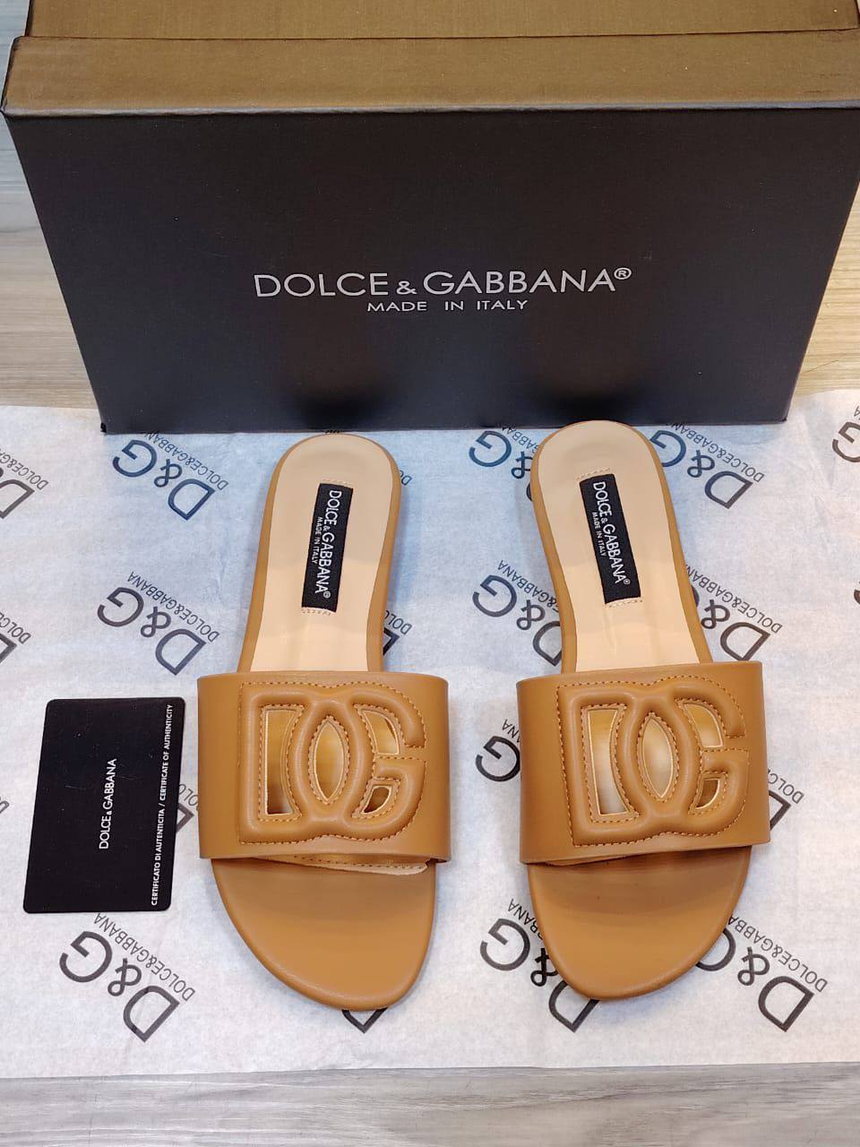 D&G
New coming
Size 36 To 41
90 dhs❣️

Zain120
♥️♥️♥️