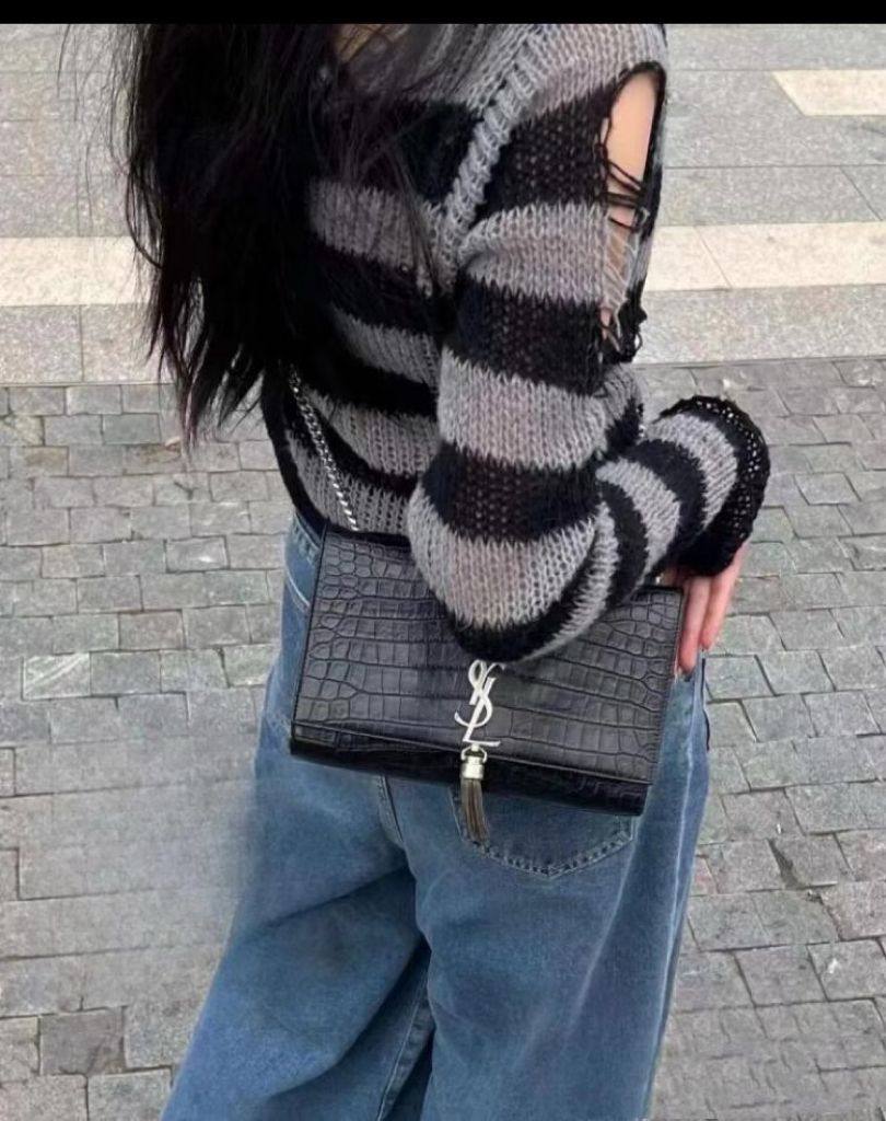 YSL 

NEW CAME
 GOOD QUALITY 

WITH BOX
100 dhs🇦🇪🇦🇪

Zain295
Zain39
♥️♥️♥️