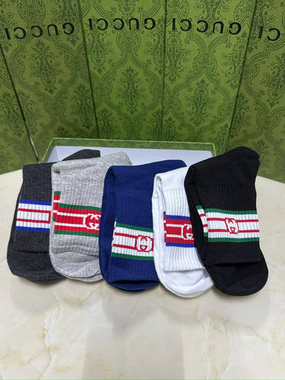 LONG SOCKS 🧦 

WITHBOX 
🎁🎁🎁

40 DHS🪙🌨️

Zain40
♥️♥️♥️