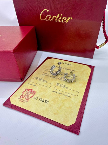 CARTIER 
Earring 🦋
Master quality 💯
With normal boxes 🗃️ 
55 dhs🇦🇪🇦🇪

With master box 📦 
90 dhs🇦🇪🇦🇪

Zain216
♥️♥️♥️