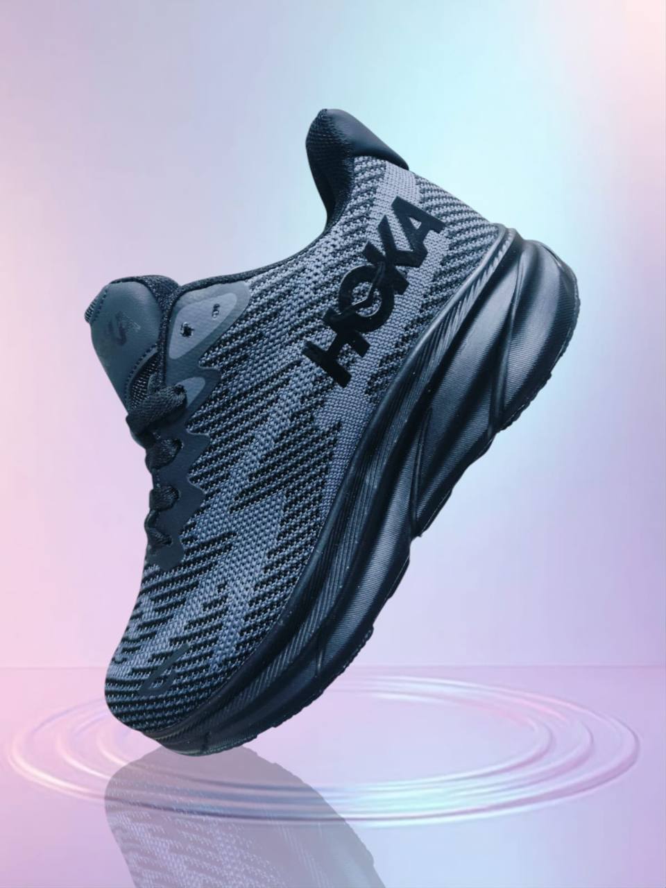 HOKA
Size 36 to 45
60 dhs🪙🌨️

Zain05
♥️♥️♥️