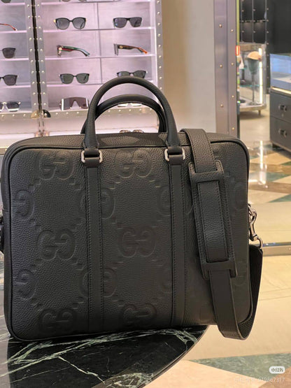 LV Master Bags 
New Stock
For Price 👇 WTSP Text Zain 0568585901

Zain10
♥️♥️♥️