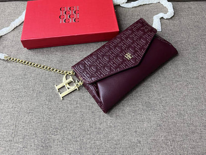 Aigner
85 dhs💓
with box
size 20cm

Zain28
♥️♥️♥️