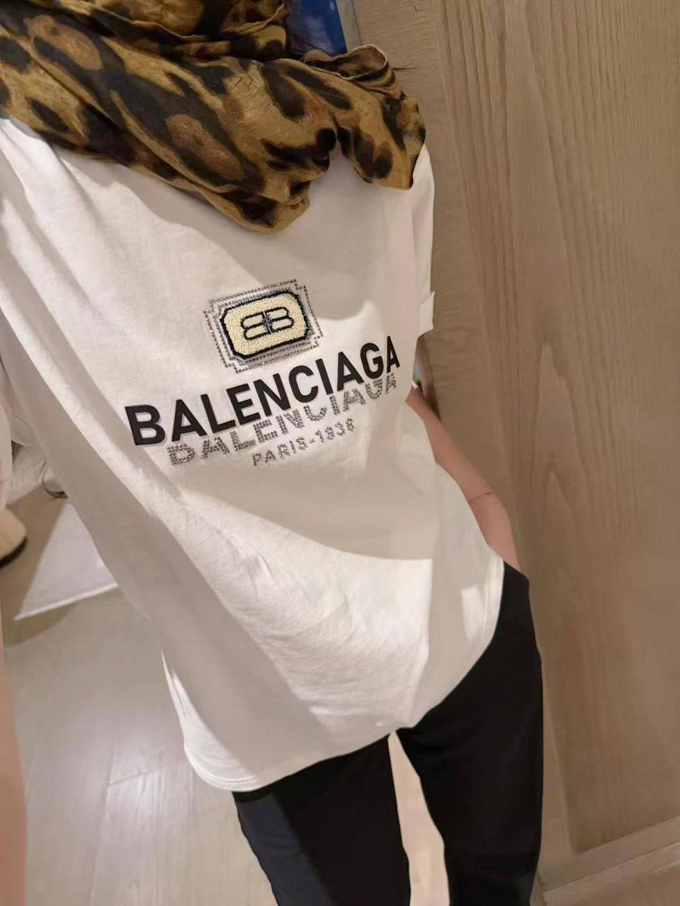 New collection ❤️‍🔥 
size s to xl 
195 dhs✅

Zain262
♥️♥️♥️
