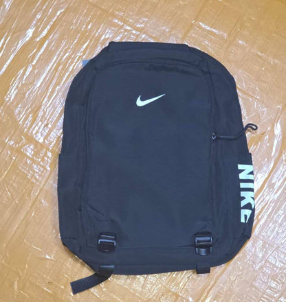 School 🏫 bags 🎒 

50 dhs🇦🇪🇦🇪

Zain27
♥️♥️♥️