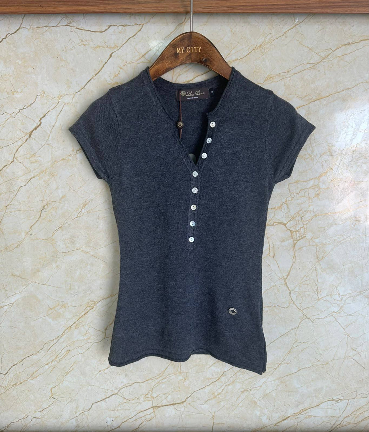 *LORO PIANA*
Women’s Cashmere Tshirt 
Master Quality 
SML
320 dhs🇦🇪🇦🇪

Zain276
♥️♥️♥️