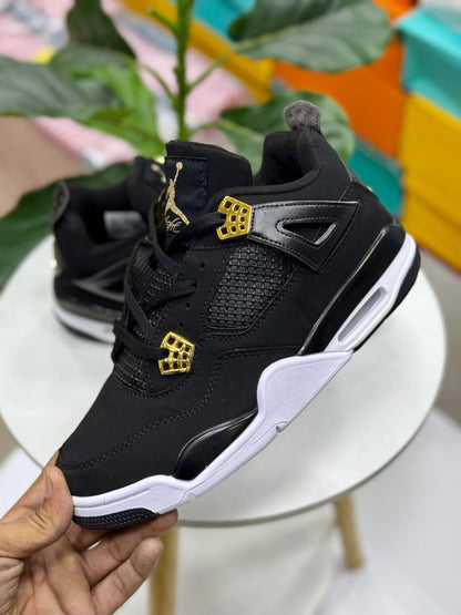 Jordan 4
Size 40 to 45
110 dhs✅

Zain27
♥️♥️♥️