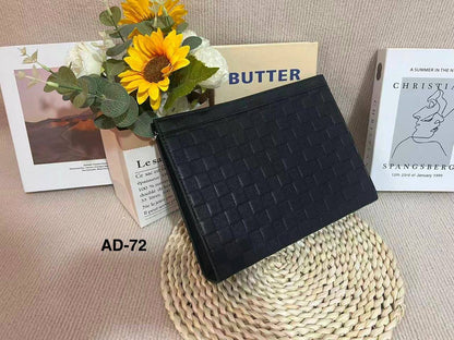 Men bags

Lv
Dior
85 dhs🇦🇪🇦🇪
Good quality 

Zain182
♥️♥️♥️